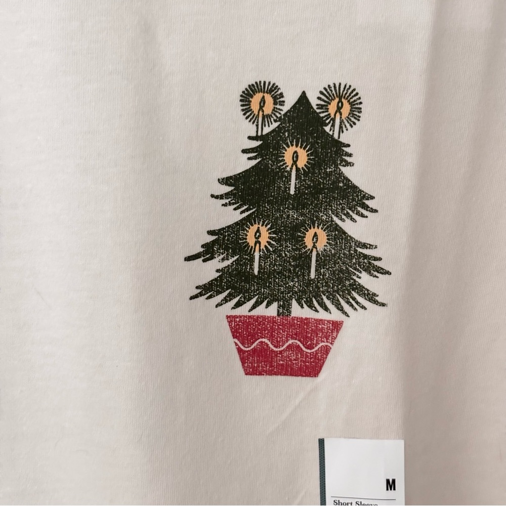 🌲GOODFELLOW & CO “LIGHT IT UP” Holiday T-Shirt Sz M NWT - Picture 4 of 7